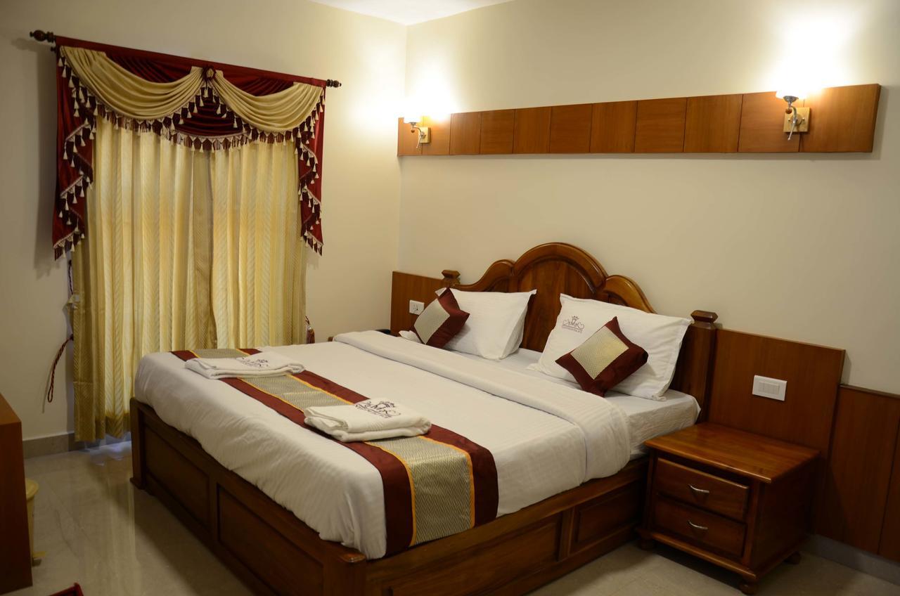 Hotel Vasantham Palace Ooty Dış mekan fotoğraf