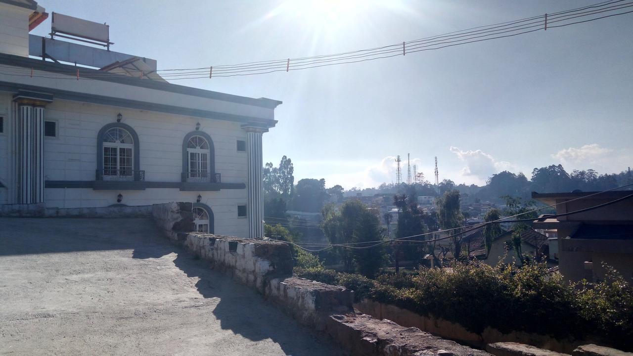 Hotel Vasantham Palace Ooty Dış mekan fotoğraf